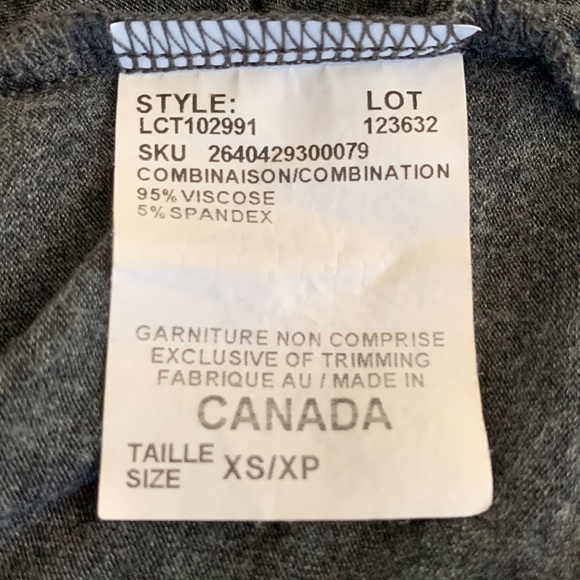 Le Chateau charcoal black tank top. - Picture 6 of 9